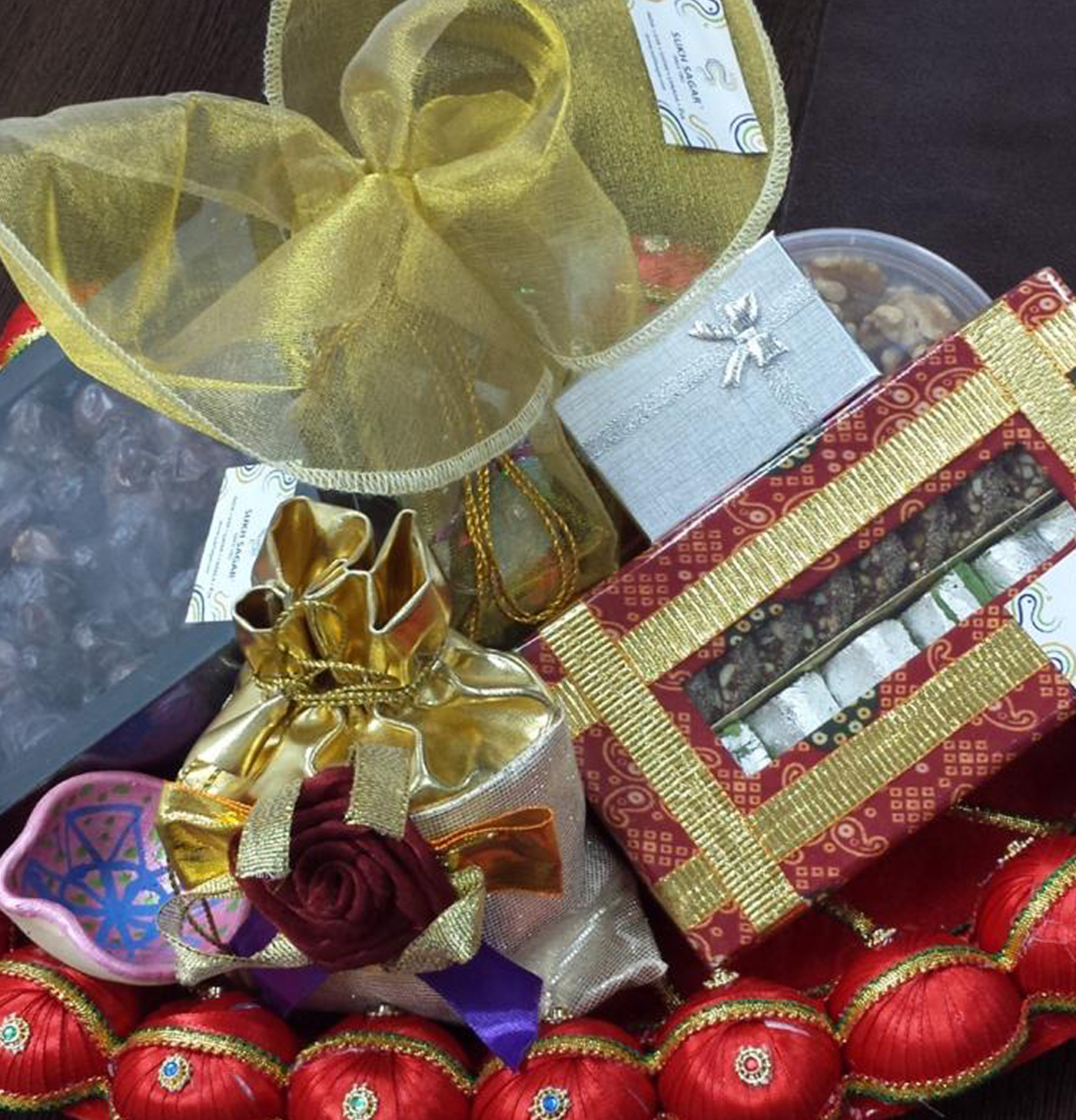 Festive Glow Hamper – 900g